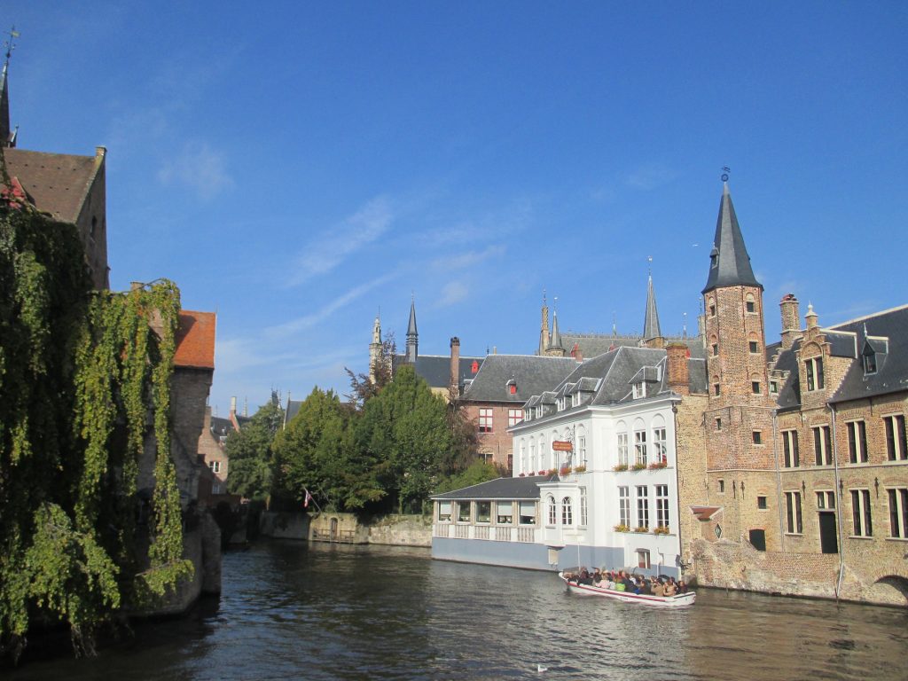 edificios-brujas-canales